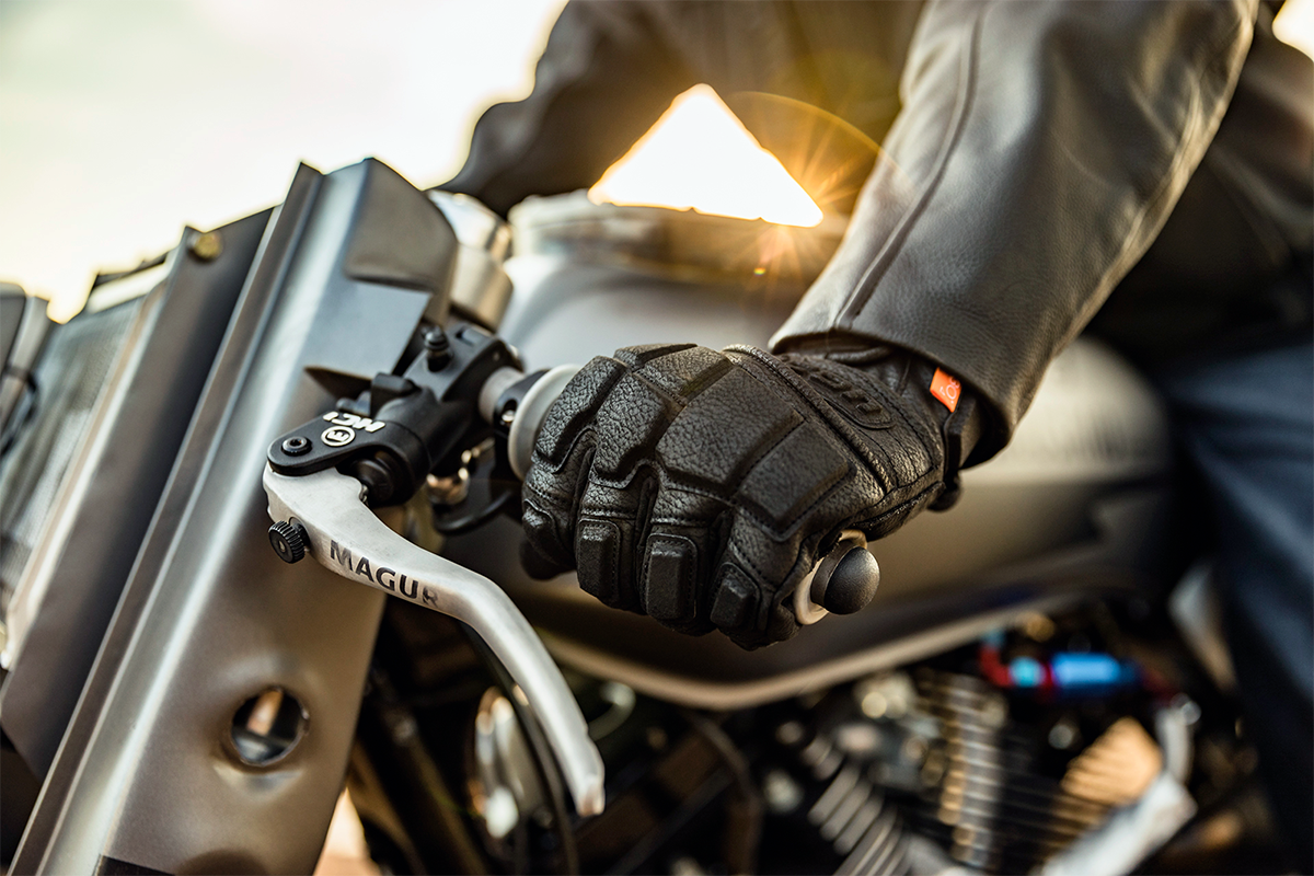 ICON Motorhead3™ CE Gloves  Black